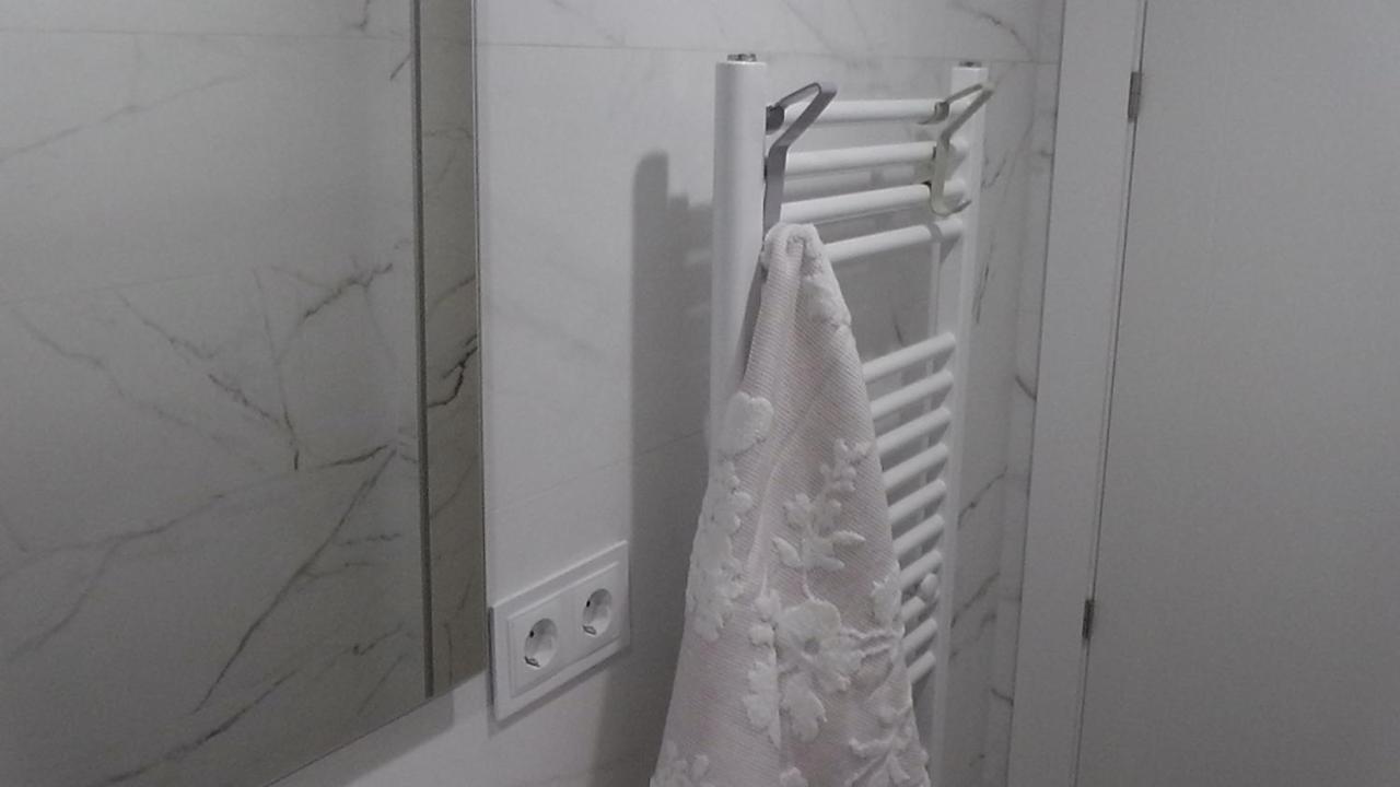 Apartamento Reformado Junto A La Catedral León Exterior foto
